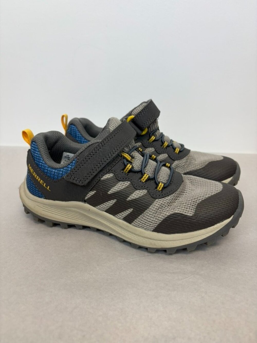 Boys Gray Merrell Velcro Sneakers